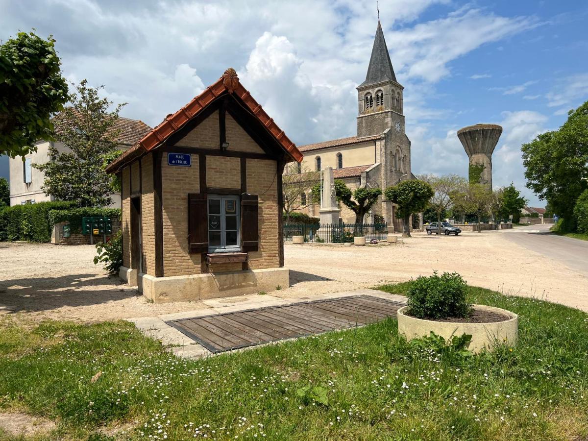 Gites De La Chapelle Gigny-sur-Saone Exterior photo